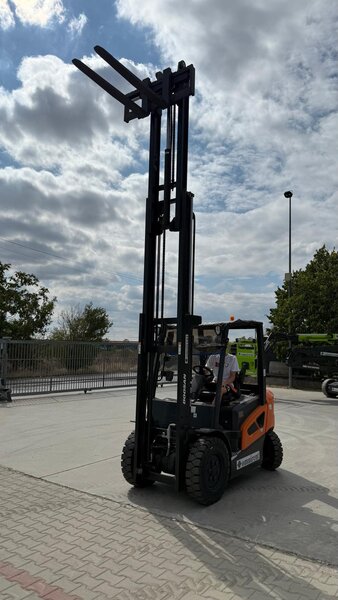 2024 Doosan D25S-9 Diesel Stage V triplex 4.73m SS FFL 4th valve